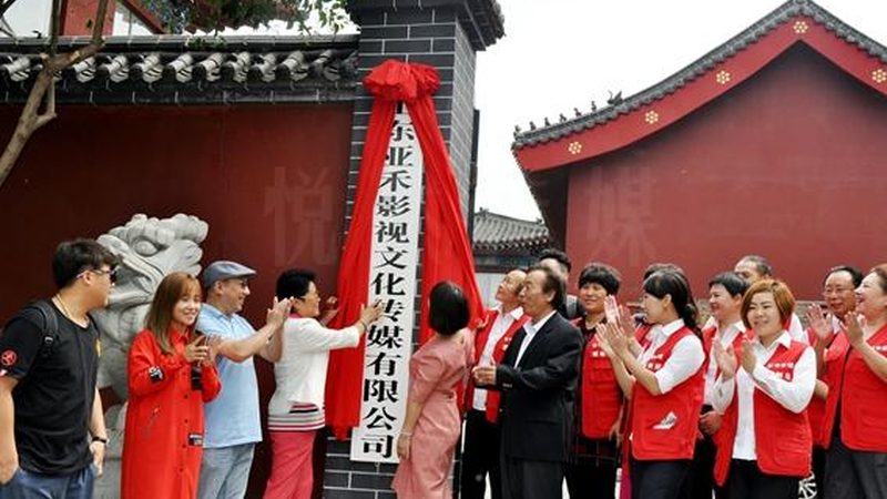 镜头材质揭秘：光学玻璃在纪录片制作中的关键性能**